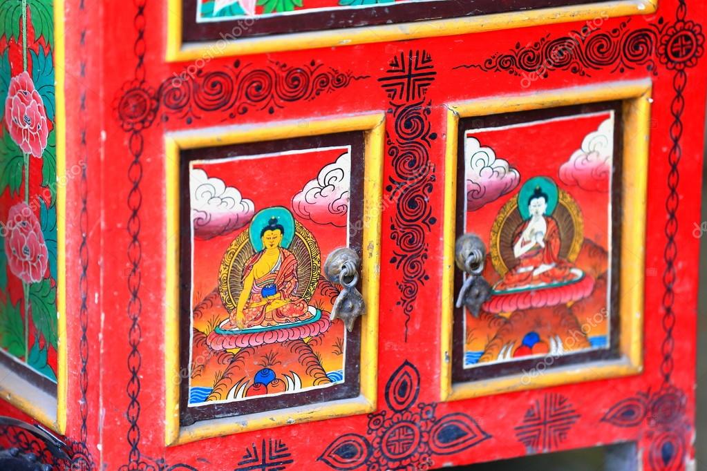 Image Ark Kathmandu Traditional Nepalese Red Lacquered Wooden