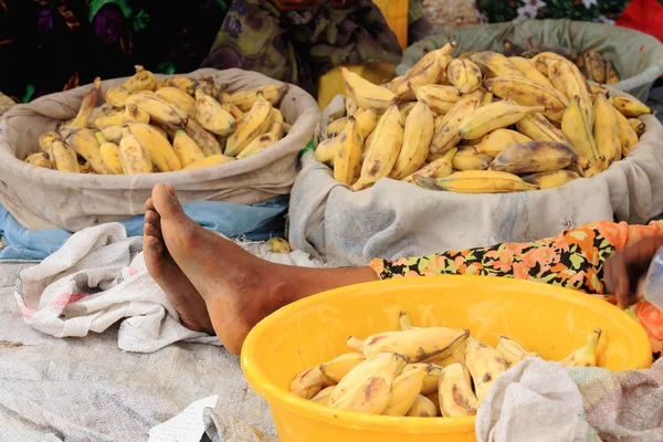 Bananas in plastic bins-sunday market. Senbete-Ethiopia. 0053 — Stock Photo, Image