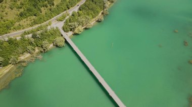 Scanno Gölü 'nde manzara, L' Aquila ili, Abruzzo, orta İtalya.