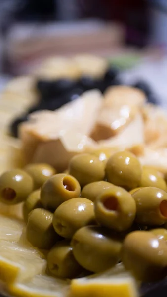 Green Olives Plate Close — Stock Photo, Image