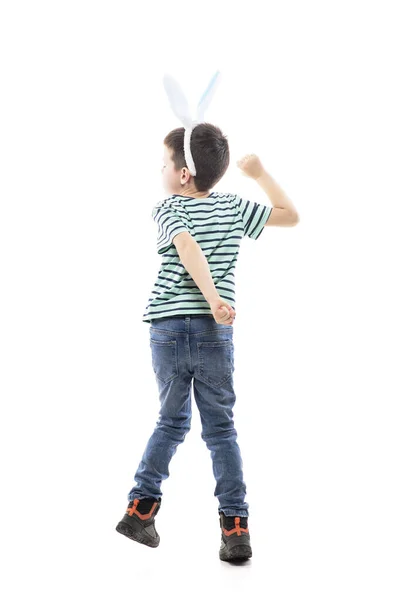 Baksidan Entusiastisk Ung Pojke Med Påskharen Öron Dansande Glad Full — Stockfoto