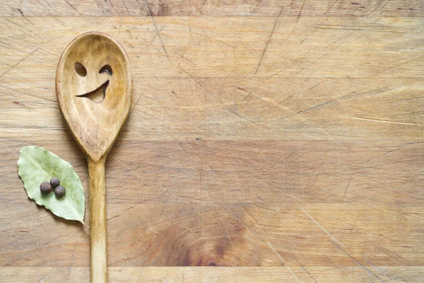 Menaje de cocina de madera sobre tabla de cortar fondo de alimentos abstracto —  Fotos de Stock