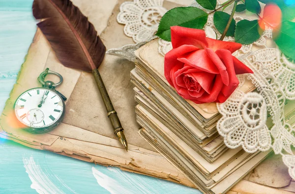 Old letters, lace and red rose flower retro — Stock Photo, Image