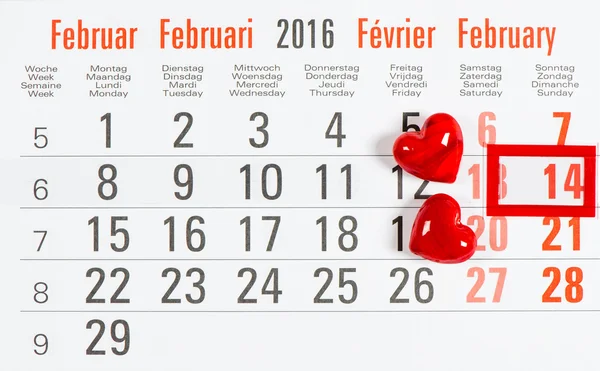 Calendar with candies and red mark — Stock Photo, Image