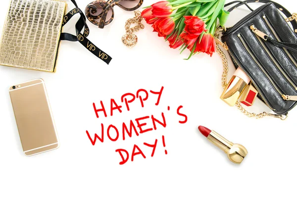 ¡Feliz Día de la Mujer! Moda maqueta flores cosméticos —  Fotos de Stock
