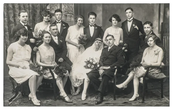 Vieux portrait de mariage de famille — Photo