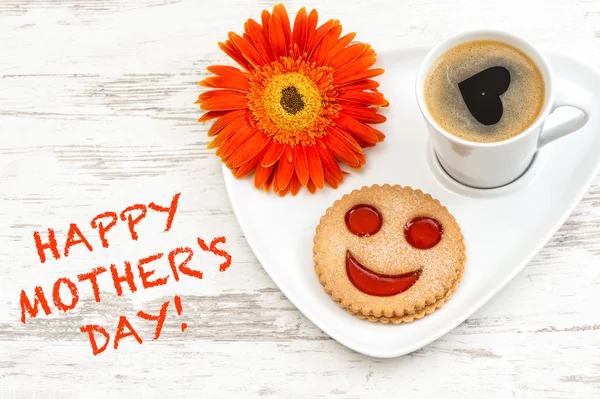 Koffie glimlachte cookie hart liefde bloem Happy Mothers Day — Stockfoto