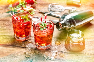  Alcoholic and  nonalcoholic beverages clipart