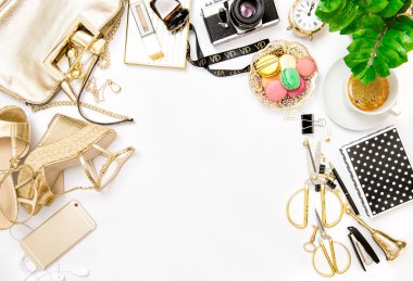 Moda düz blogcular sosyal medya yatıyordu. Aksesuar Ayakkabı Çanta