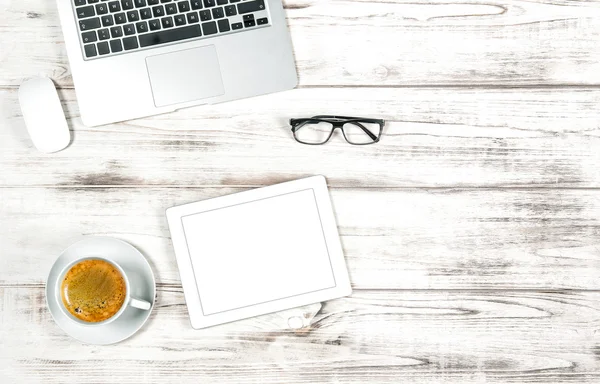 Dizüstü bilgisayar, Tablet Pc, kahve. İş sosyal medya blogger