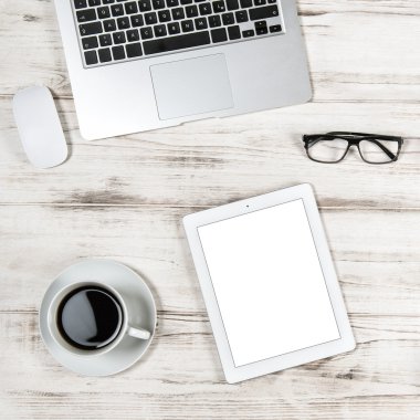 Office çalışma alanı ile kahve. İş geçmişi