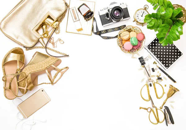 Fashion flat lay. Feminine golden accessories bag shoes office s — Stock Photo, Image