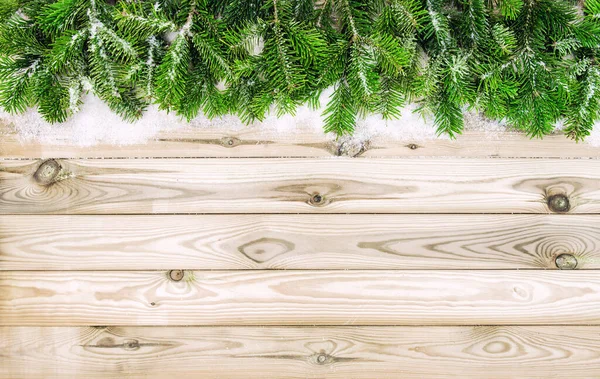 Kerstspandoek Dennenboom Takken Houten Achtergrond — Stockfoto