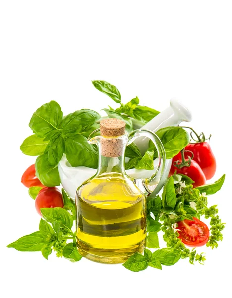 Olive oil with fresh basil leaves and tomatoes. italian food ing — Stock Photo, Image