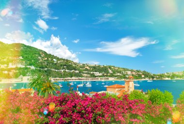 Nice ve Monaco yakınındaki Fransız Rivierası.