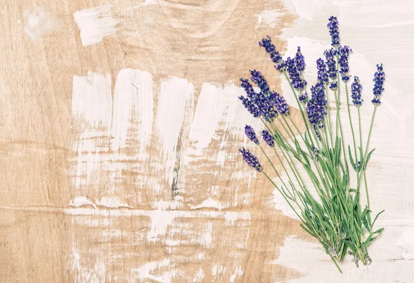 Lavender flowers on wooden background. Fresh blossoms. Vintage s — 스톡 사진
