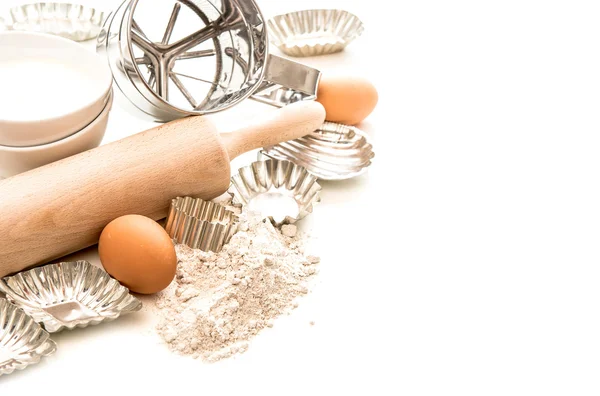 Baking ingredients and tolls for dough preparation — Stock Photo, Image