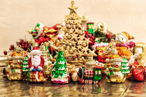 Christmas tree decoration baubles toys ornament — 图库照片