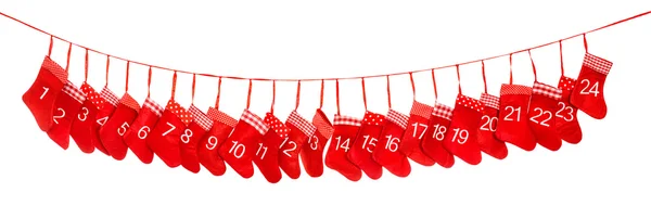 Calendrier de l'Avent. Chaussettes de Noël rouges. Décoration de vacances — Photo