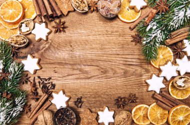 Noel süsleri, çerezleri baharat