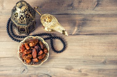 Ramazan lamba, tespih ve tarih. Tatil dekorasyon