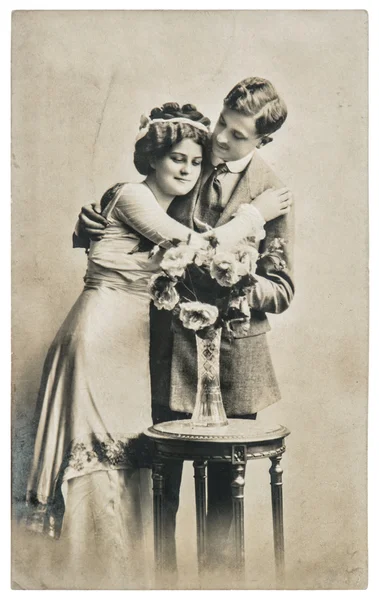 Fiatal pár a szerelem. Vintage kép — Stock Fotó