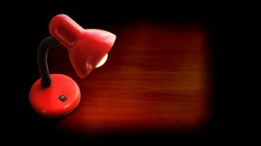 kırmızı ışık parlaması tahta bir masa üzerinde etkin hale getirilir boş alanı metin için kapatır