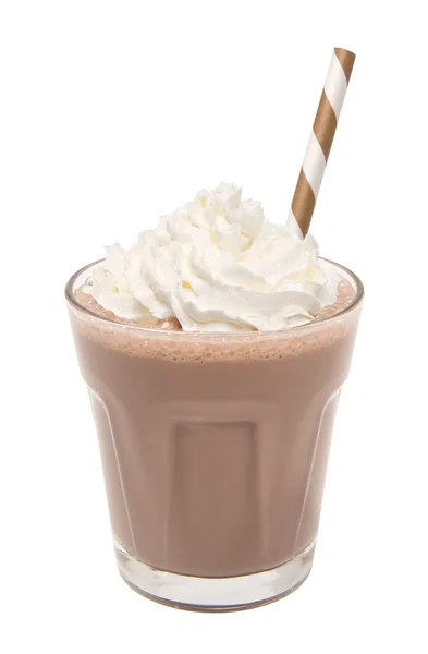 Choklad milkshake i ett glas isolerade — Stockfoto