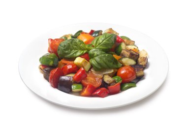 Ratatouille beyaz bir arka plan üzerinde