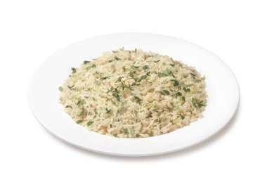 Beyaz bir arka plan üzerinde risotto