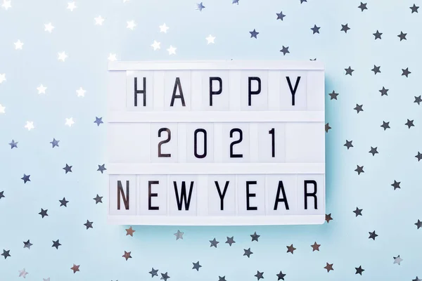 Lightbox Met Tekst Happy New Year 2021 Blauwe Achtergrond Bovenaanzicht — Stockfoto