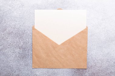 Gri arkaplanlı boş kağıt Üst görünüm Boşluğu kopyala