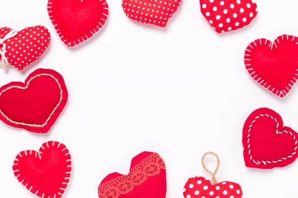 Quadro Corações Têxteis Vermelhos Fundo Branco Conceito Dia Dos Namorados — Fotografia de Stock