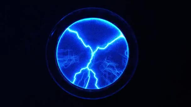 Abstrakte Wissenschaft Hintergrund und Objekt, elektrische Beleuchtung. Blitzblau — Stockvideo