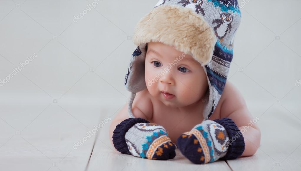 infant winter hat and mittens