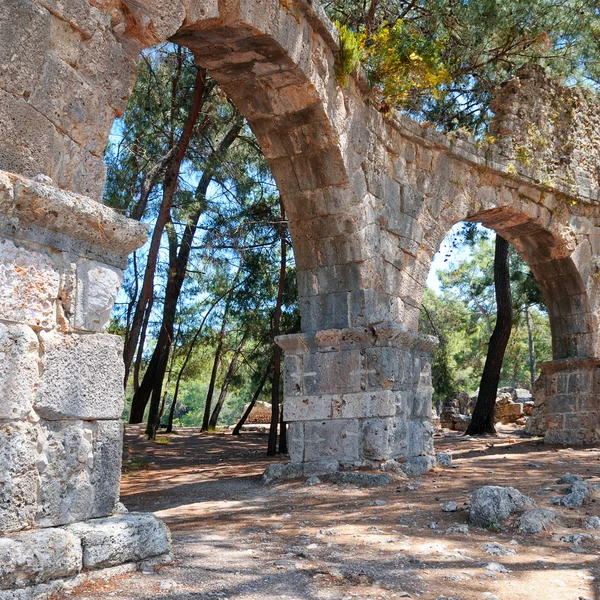 Ruinerna av den antika staden Phaselis — Stockfoto