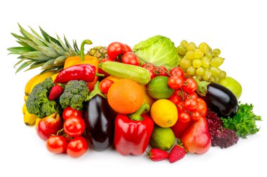 meyve ve sebzeler beyaz arka planda izole edilmiştir