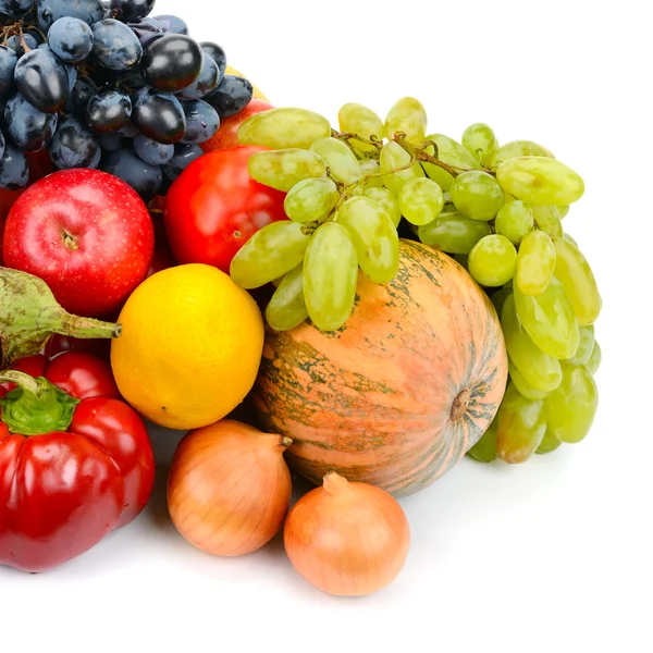 Fructe și legume izolate pe fundal alb — Fotografie, imagine de stoc