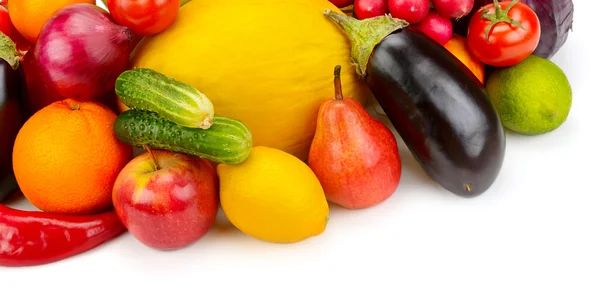 Fruits et légumes isolés sur fond blanc — Photo