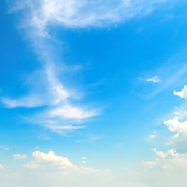 수평선 하늘과 아름다운 구름들 — 스톡 사진