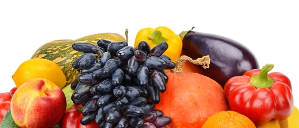 Fruits et légumes isolés sur fond blanc — Photo