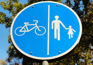 Bisiklet ve yaya yol işareti