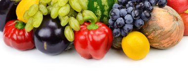 meyve ve sebzeler beyaz arka planda izole edilmiştir