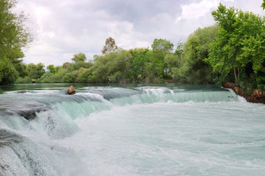 Nehri Dağ şelale