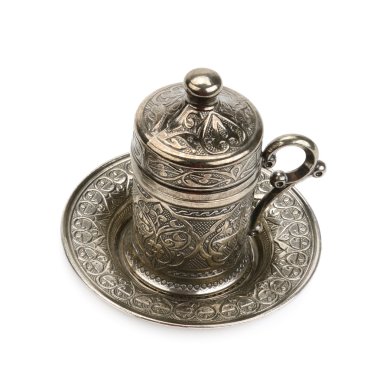 Fincan ve fincan tabağı.