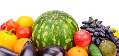 meyve ve sebzeler beyaz arka planda izole edilmiştir