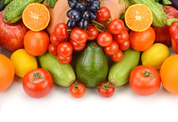 Groenten en fruit geïsoleerd op witte achtergrond — Stockfoto