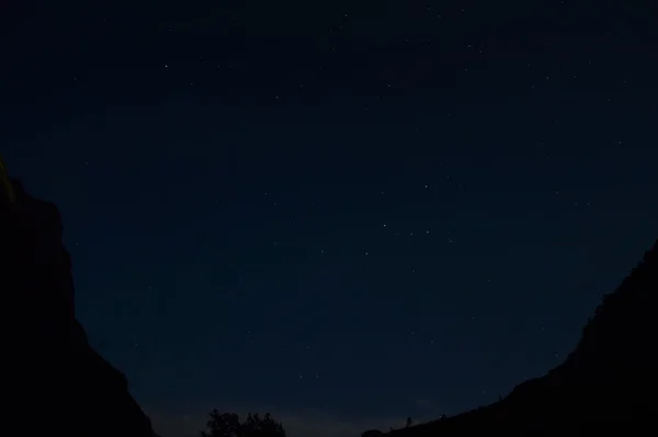 별과 산 — 스톡 사진
