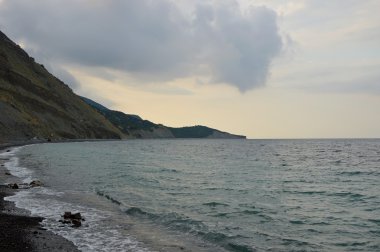 Bulutlu deniz, fırtına