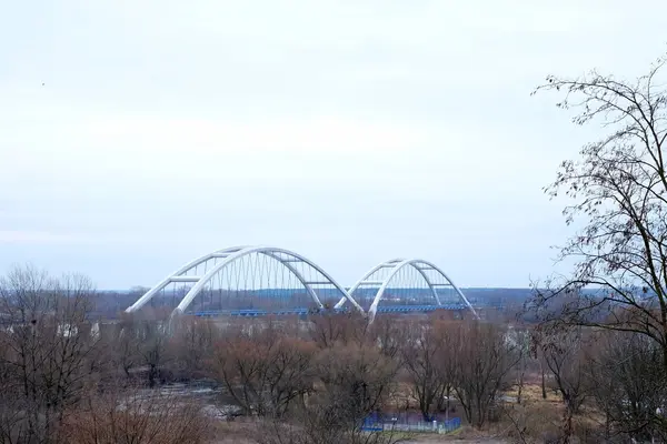 Järnvägsbro, utomhus — Stockfoto